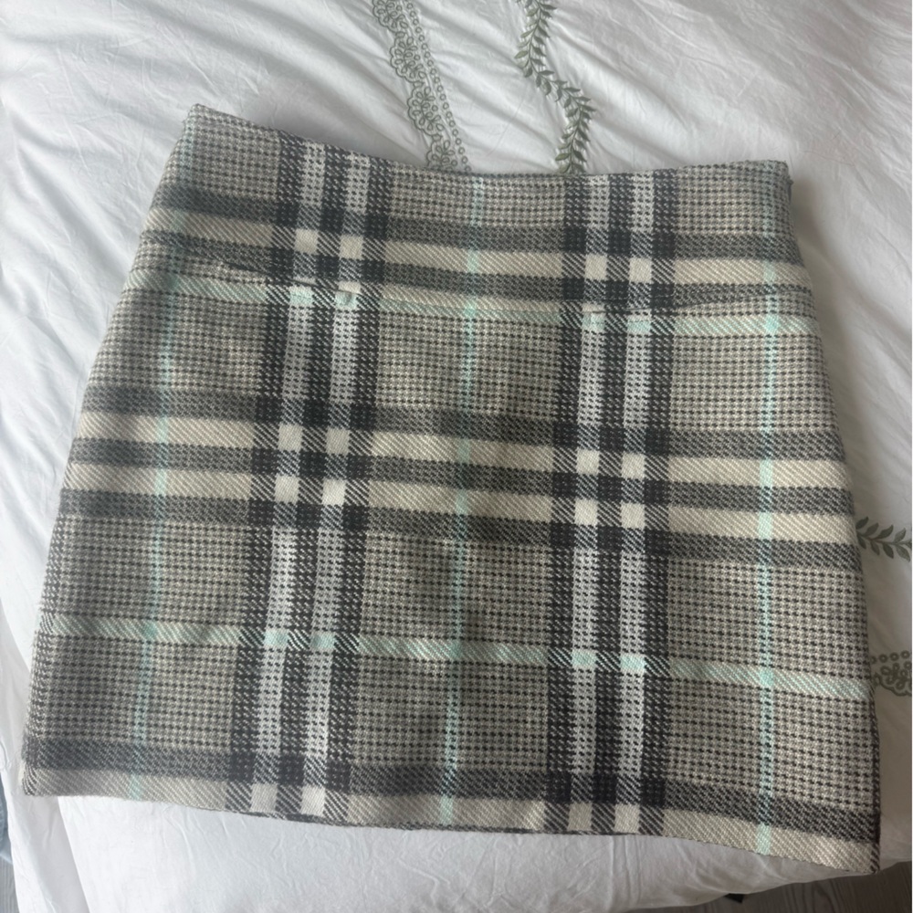 Burberry Wool Skirt